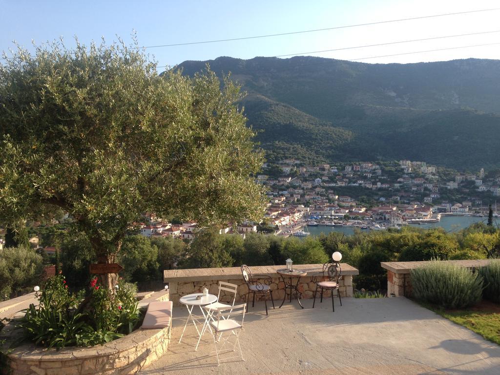 Adastra Ithaca Luxury Suites Vathy  Exterior foto